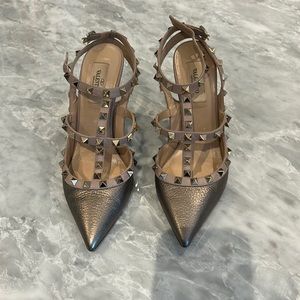 Valentino rockstud sling back heel
